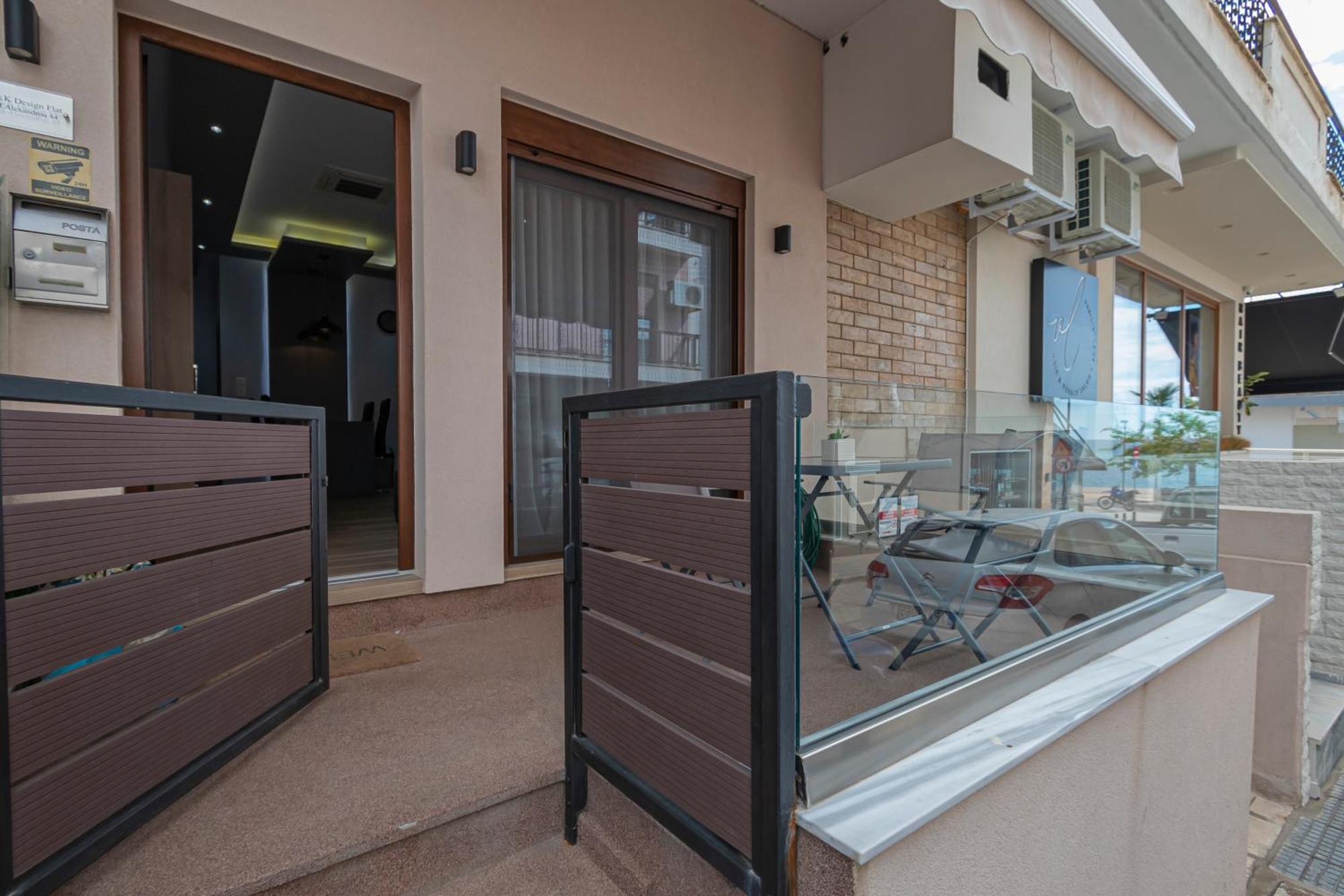 P & K Design Ltd Flats By Rentals Pro Services - نيا موذانيا المظهر الخارجي الصورة